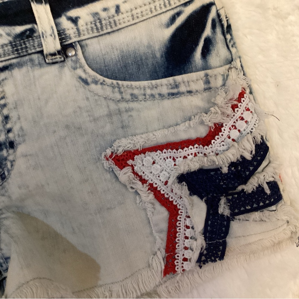 PATRIOTIC SHORTS